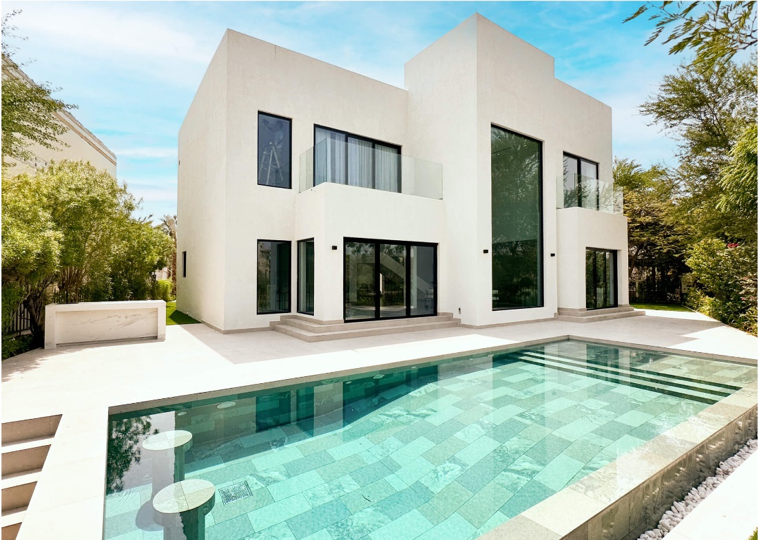 Project Image of Jumeirah Islands Villa Back View