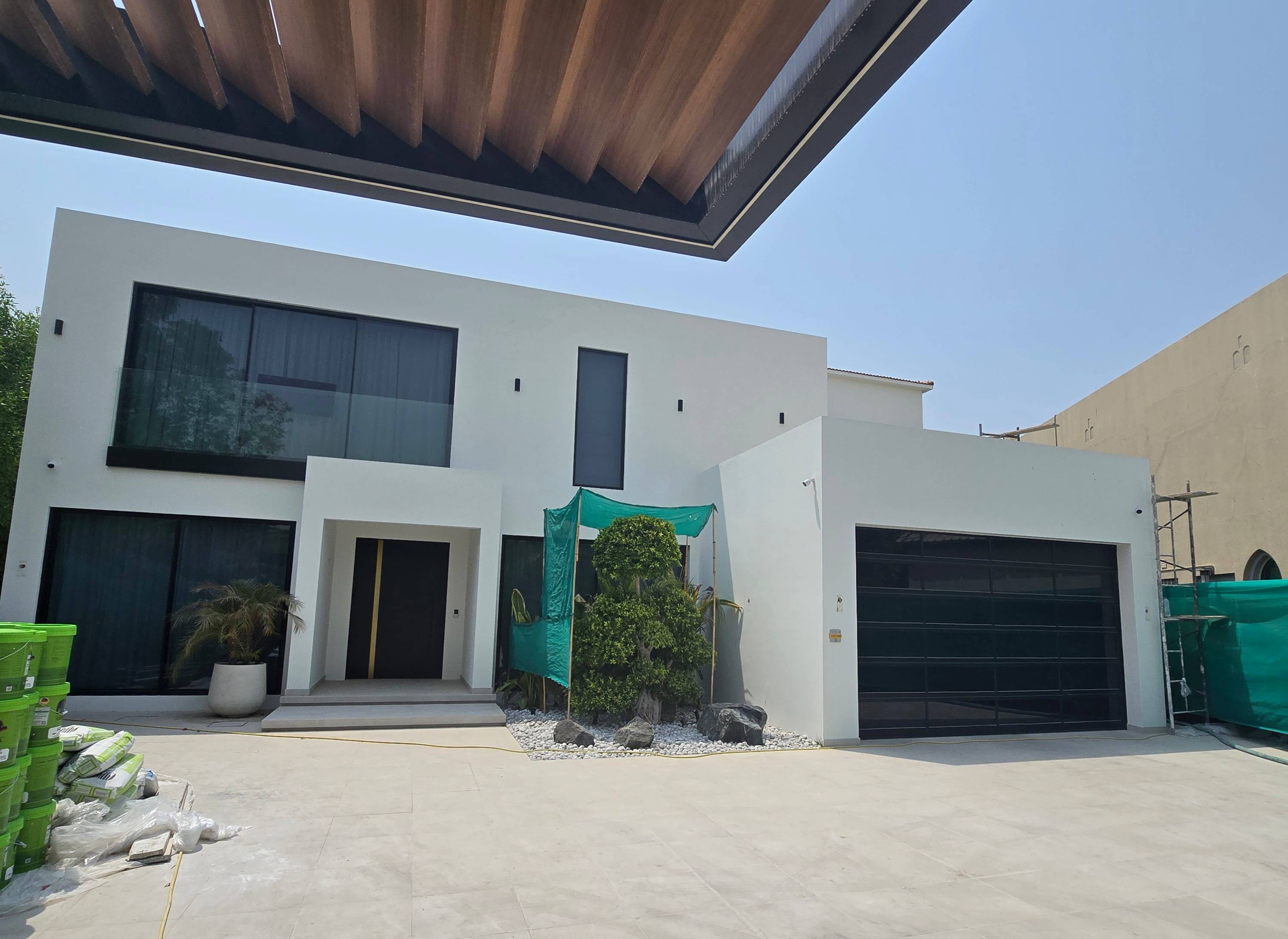 Project Image of Jumeirah Islands Villa Front